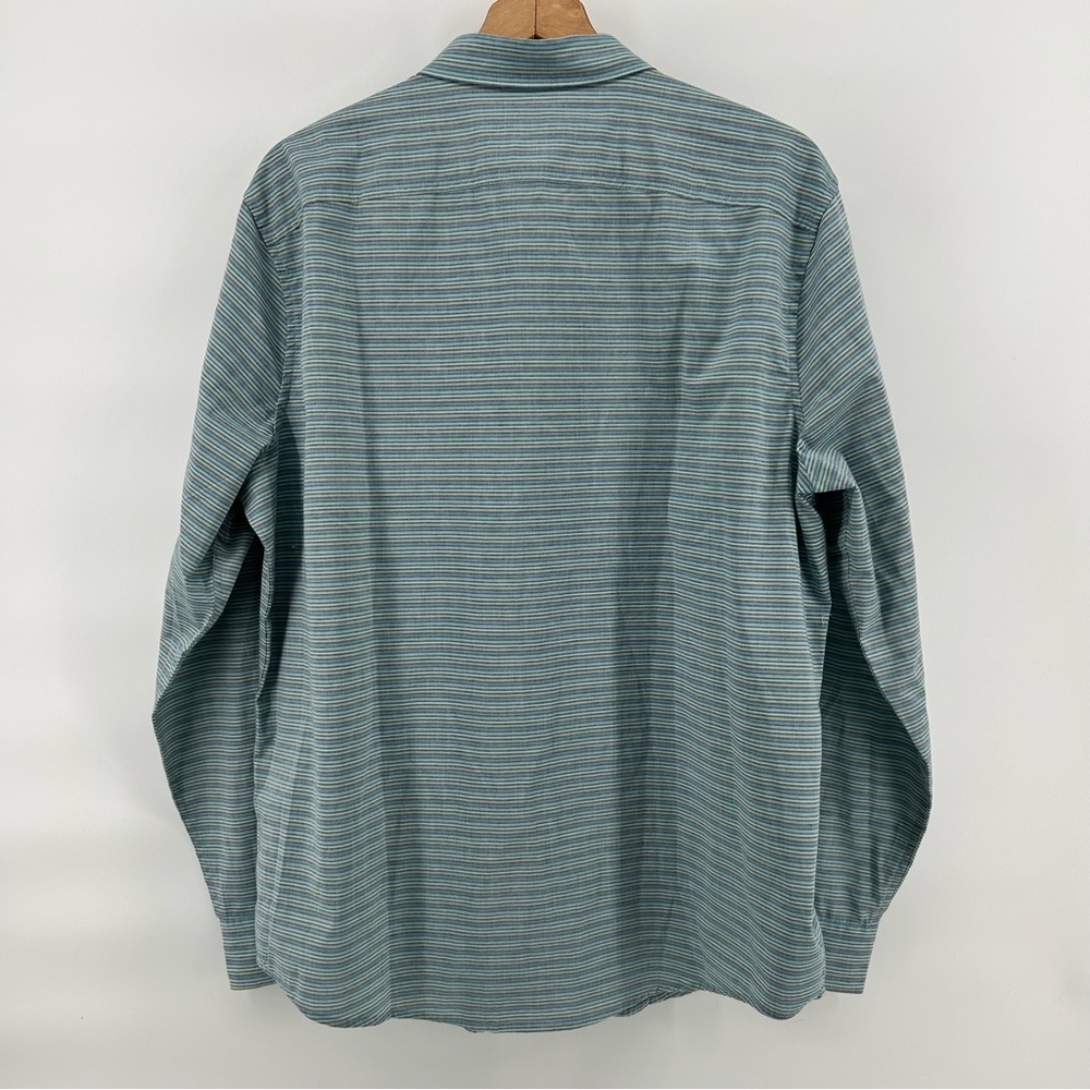 Penguin Munsingwear Shirt Mens XL Blue Stripe Button Down Quiet Luxury Coastal - Picture 5 of 9